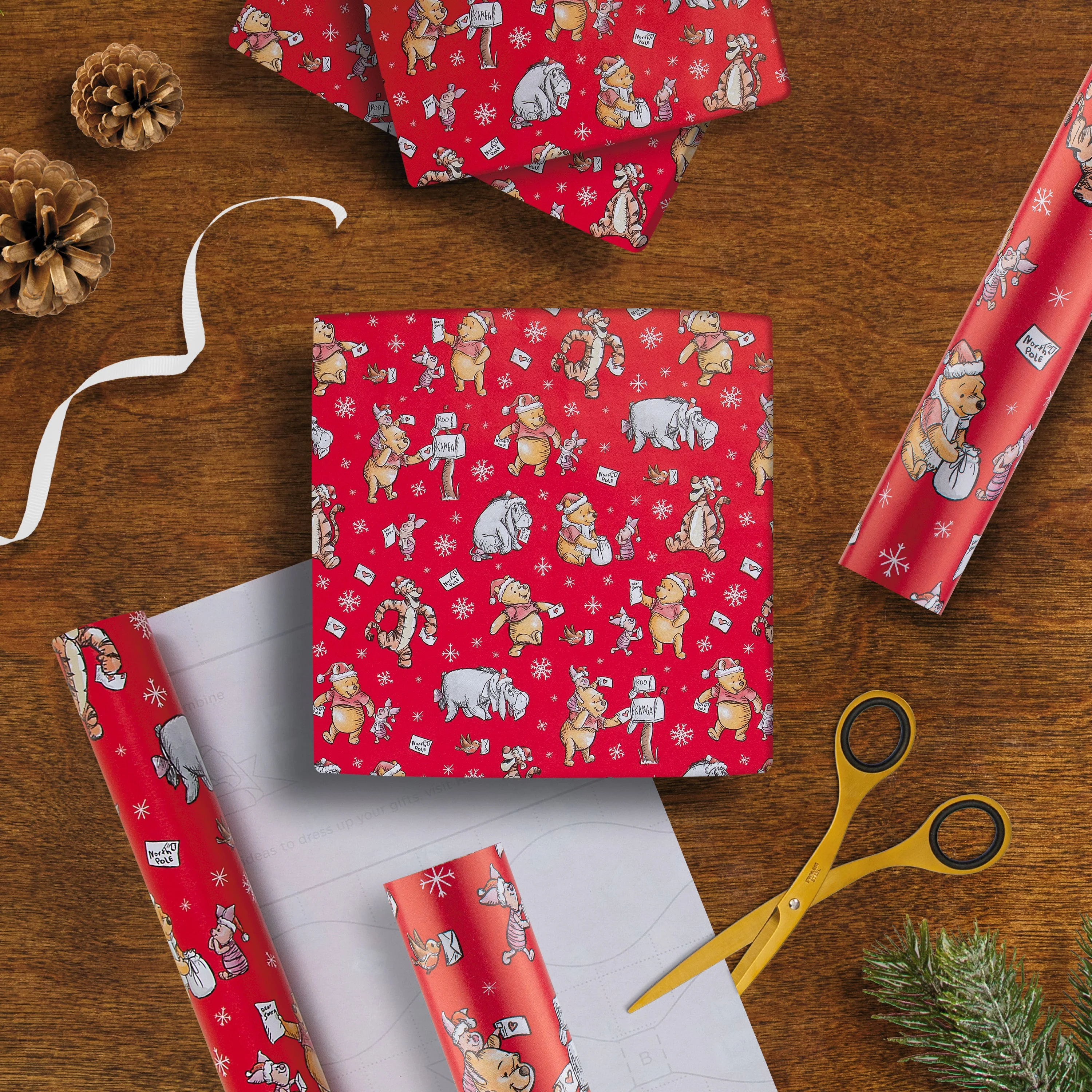 12M Disney Winnie the Pooh Christmas Wrapping Paper Multipack - 3 x 4M Rolls - Image 3