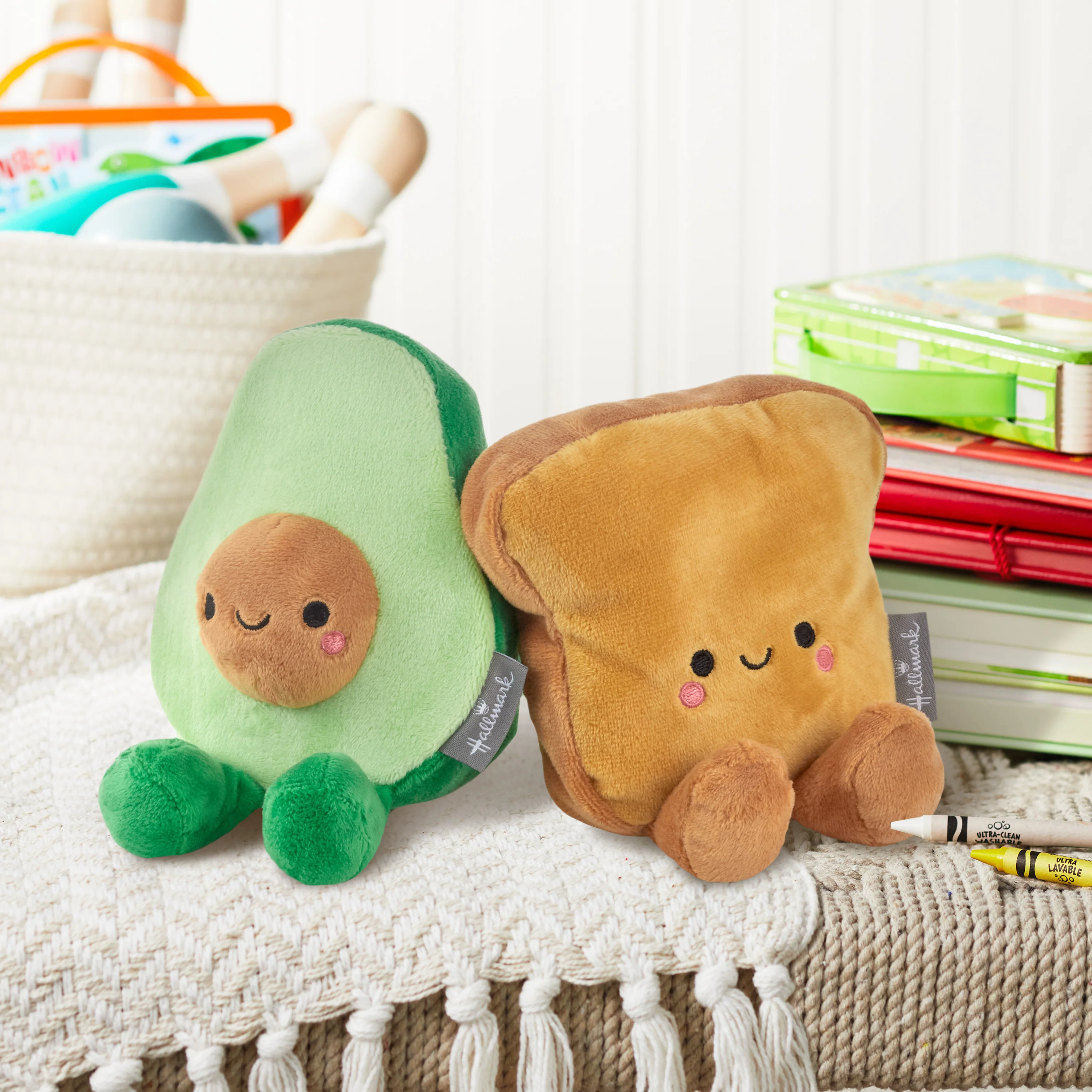 Better Together Avocado & Toast Magnetic Soft Toy Pair - Image 3