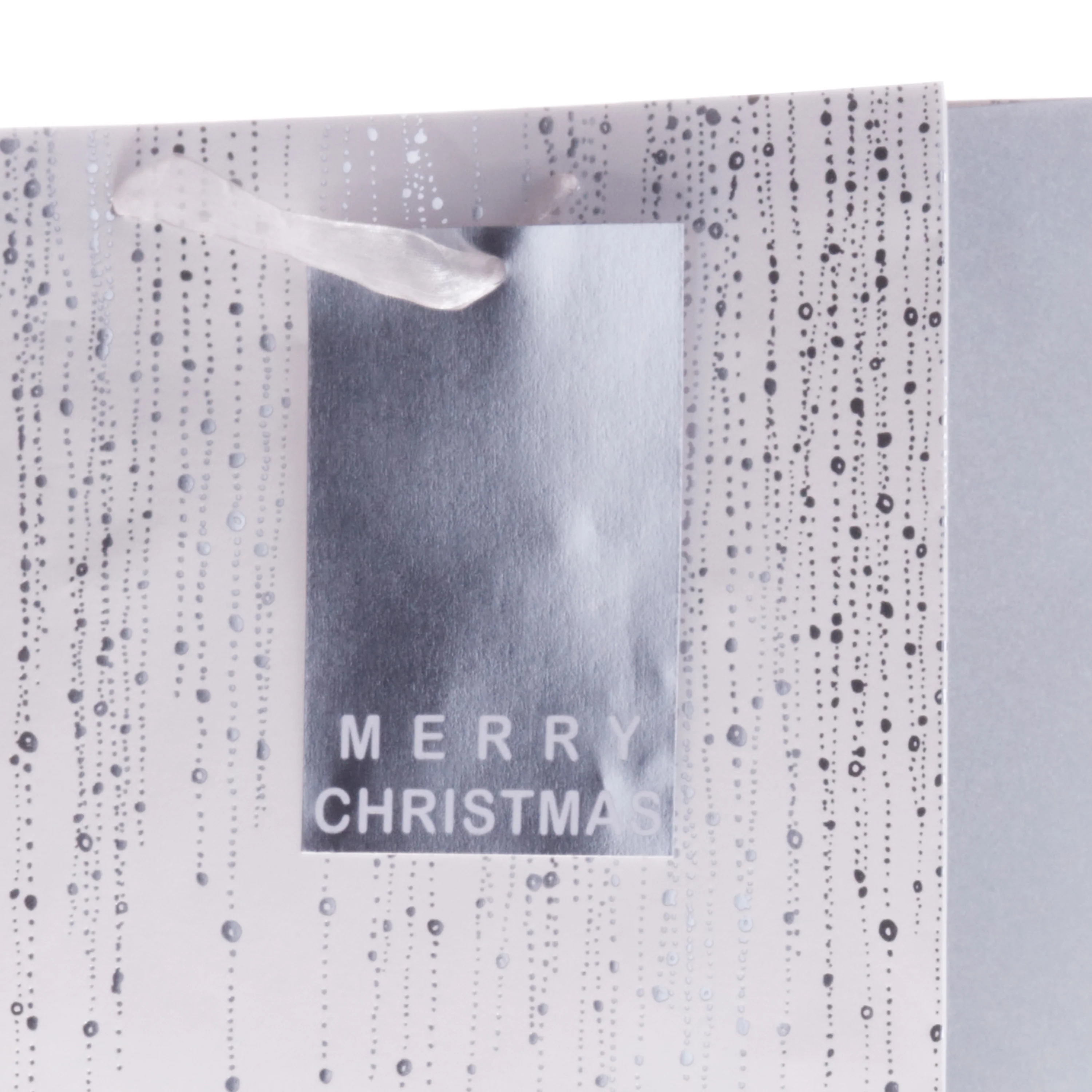 Christmas Gift Bags - Pack of 4 in 2 Silver & Gold Designs - Image 9