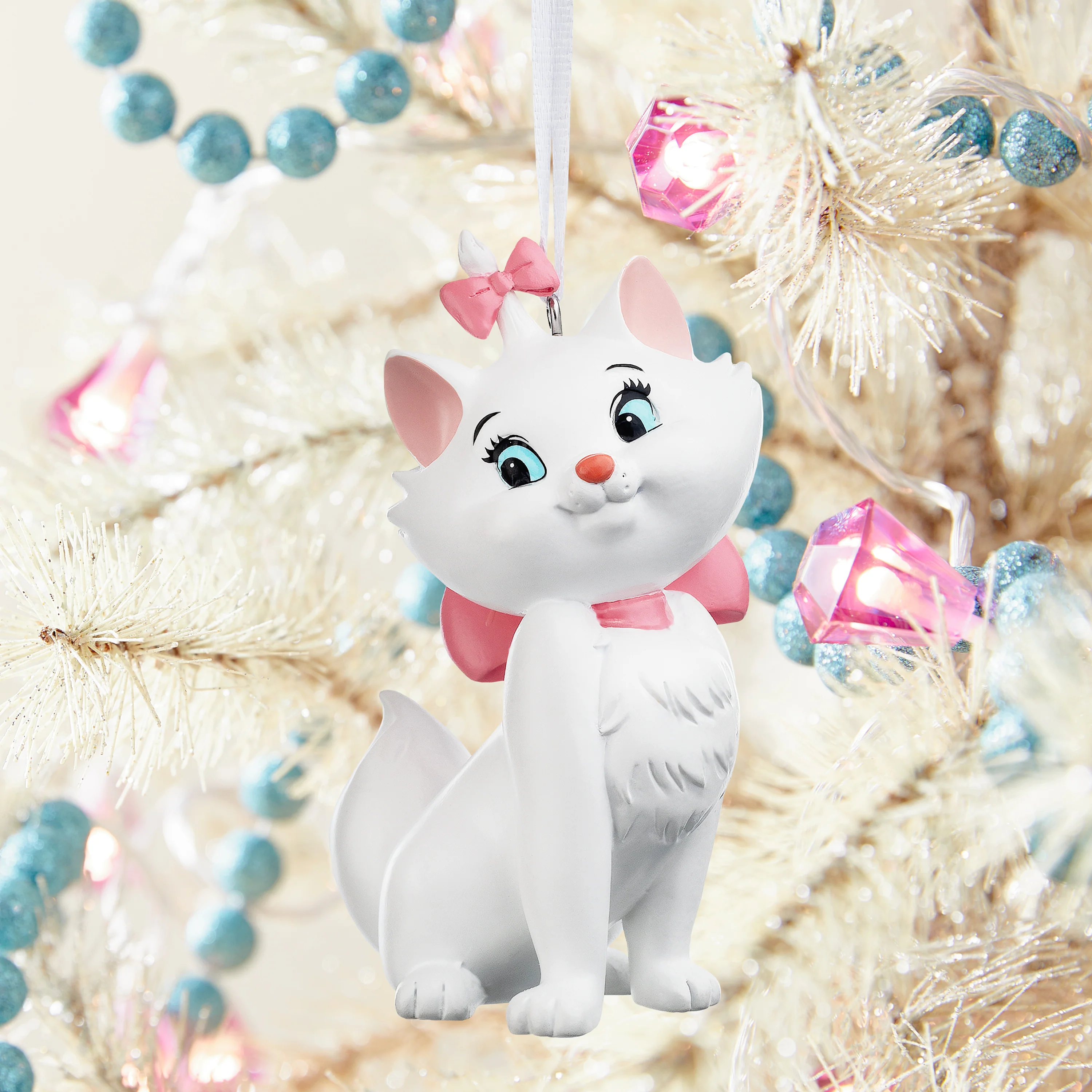 Collectable Disney Hanging Ornament - Aristocats Marie Design - Image 5