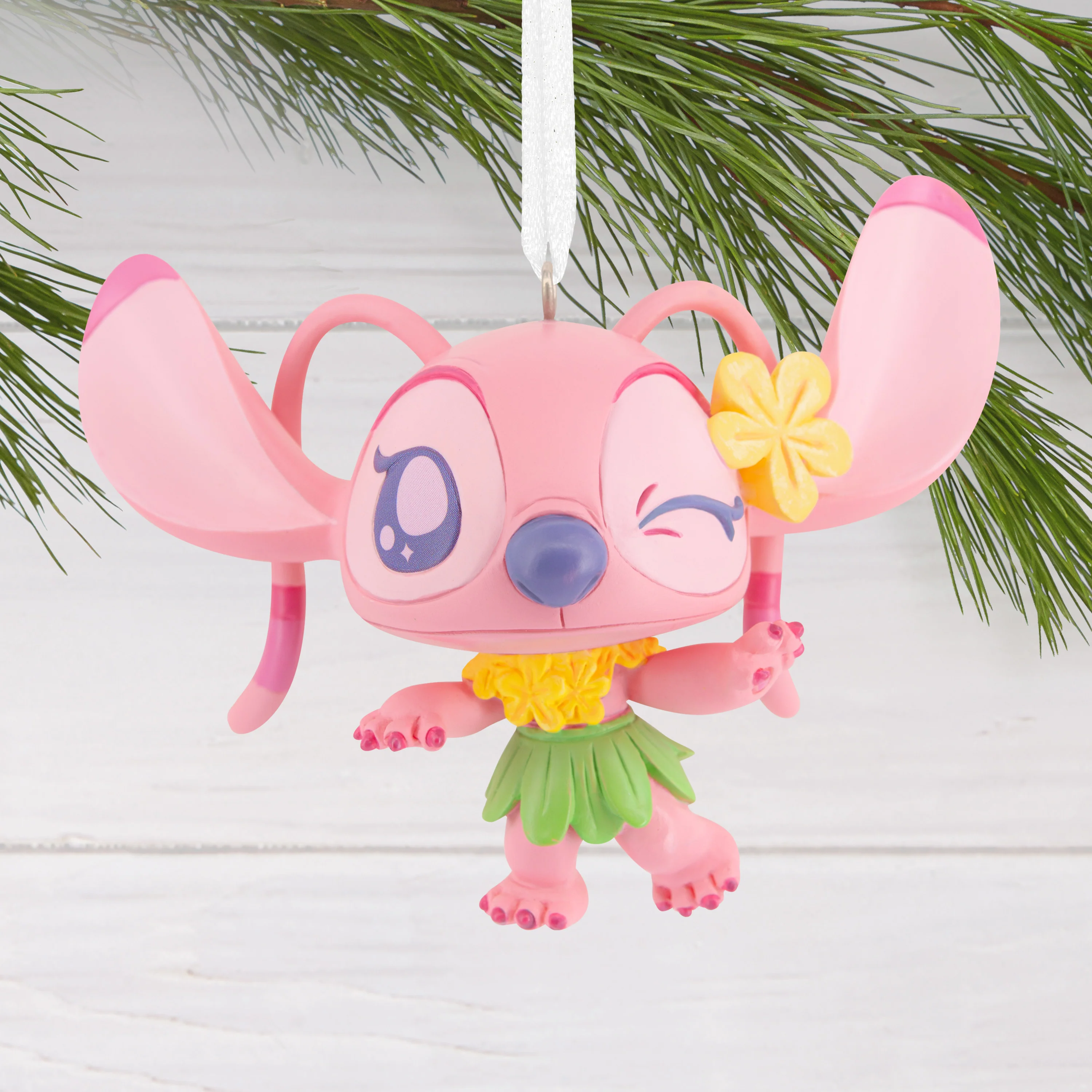 Collectable Disney Hanging Ornament - Lilo and Stich, Angel Dancing Design - Image 5
