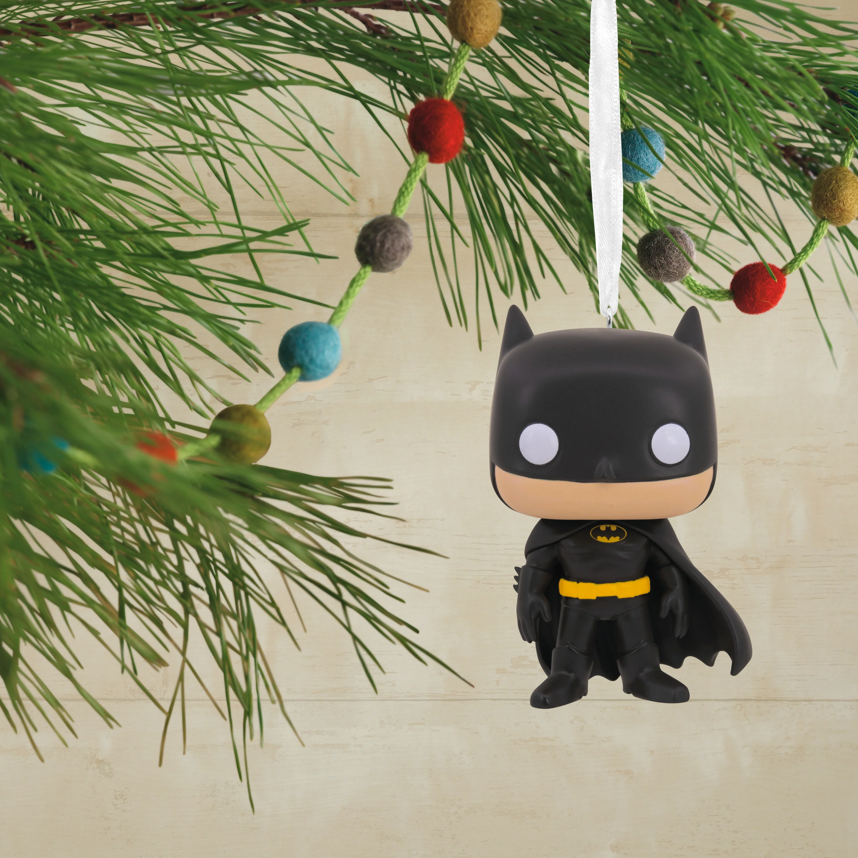 Collectable Funko POP! - DC Batman Ornament - Image 4
