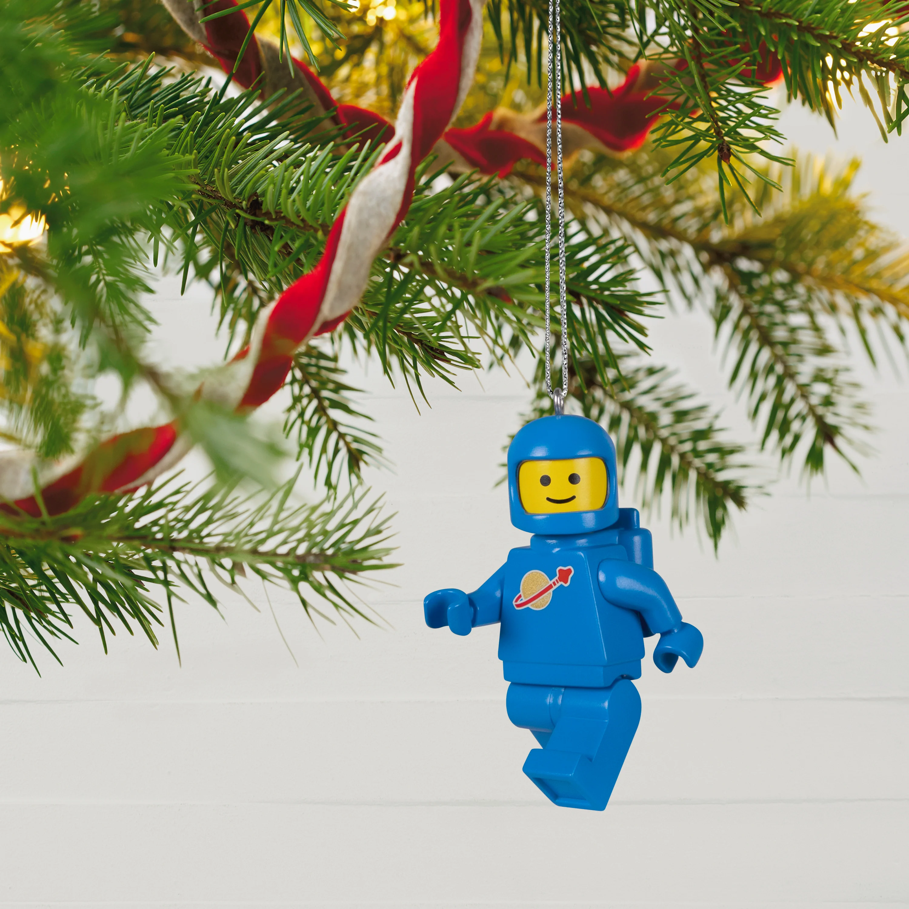 Collectable LEGO® Keepsake - Benny the Spaceman Ornament - Image 4