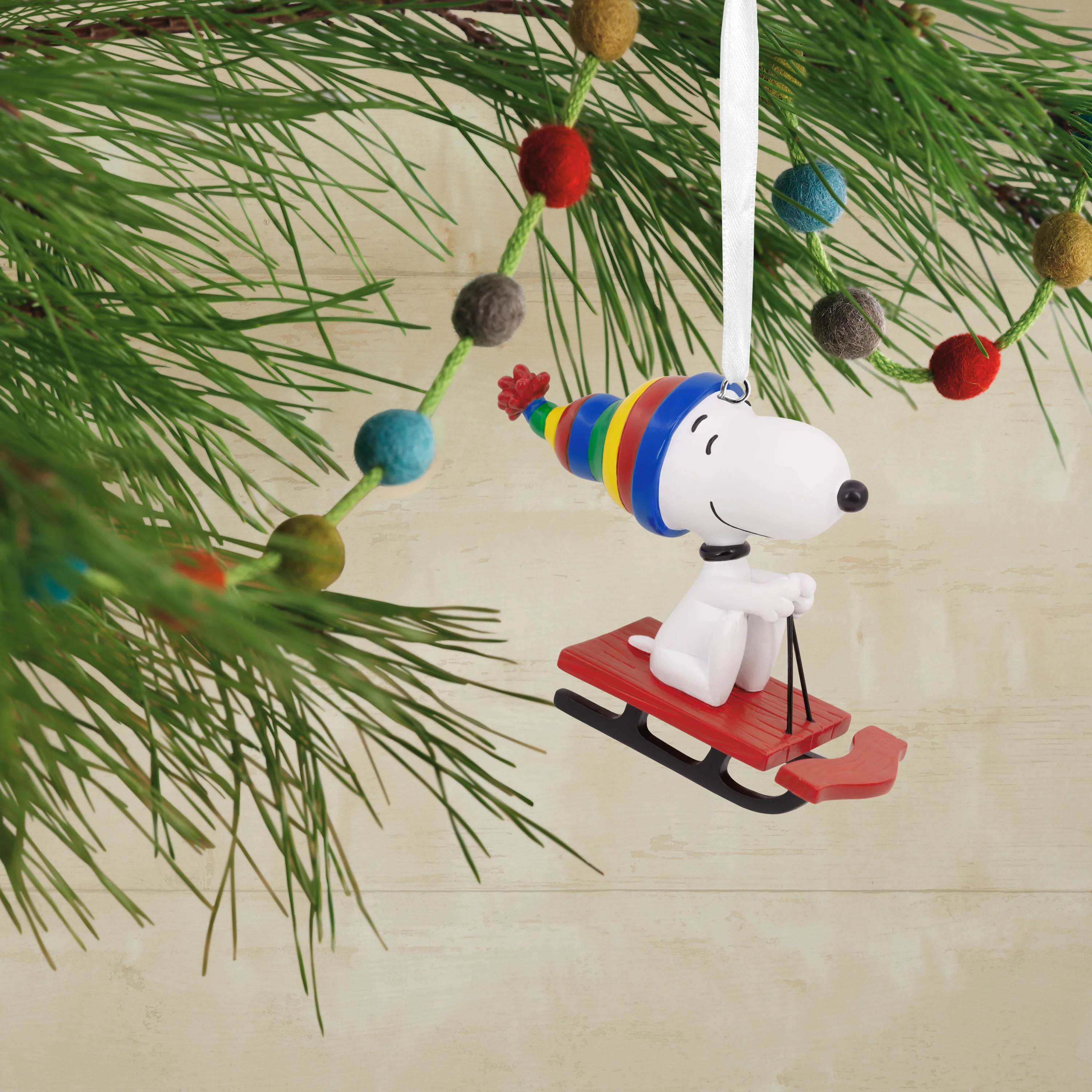 Collectable PEANUTS™ - SNOOPY on Sled Ornament - Image 4