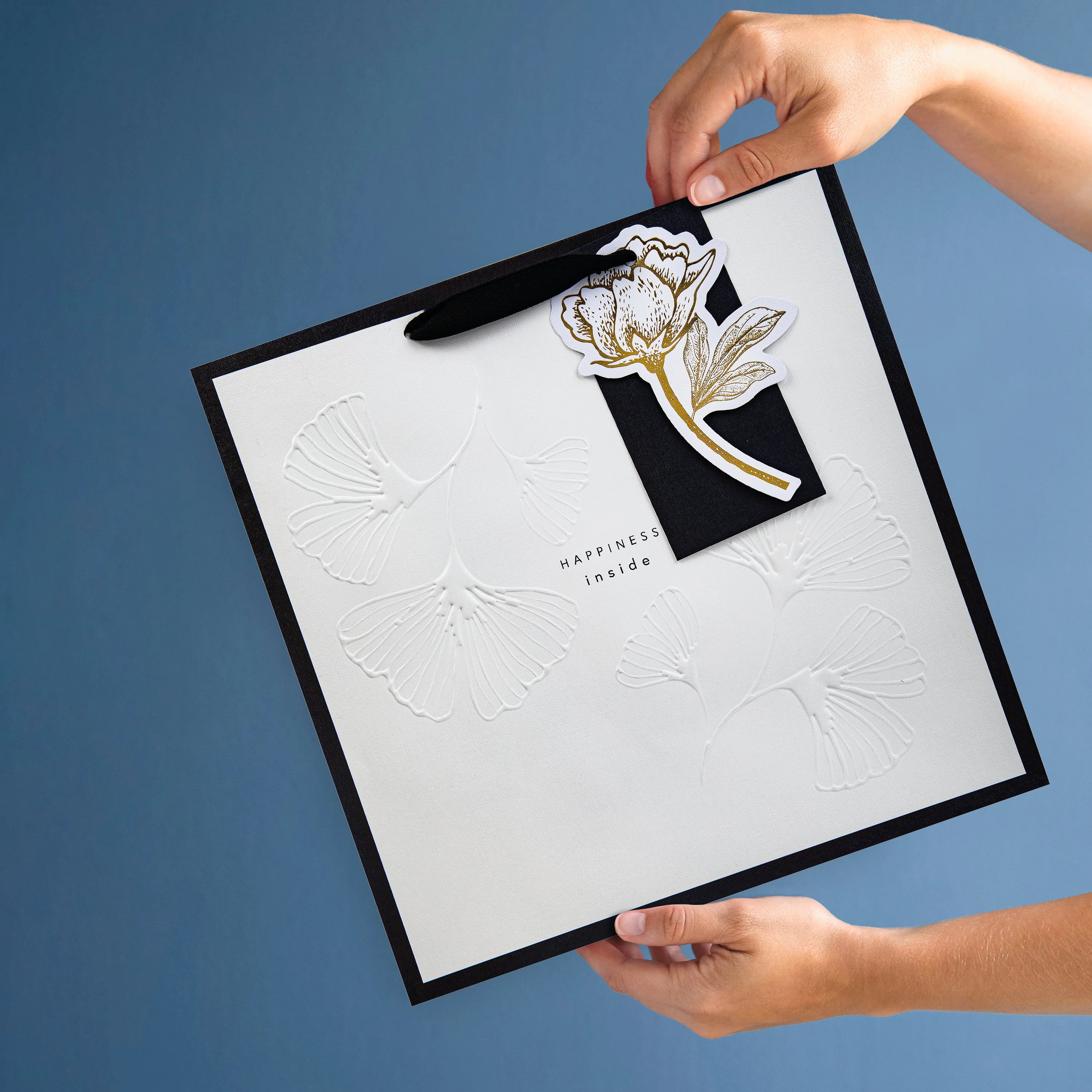 Hall & Co Premium Black & White Large Gift Bag - Memento Luxe - Image 2