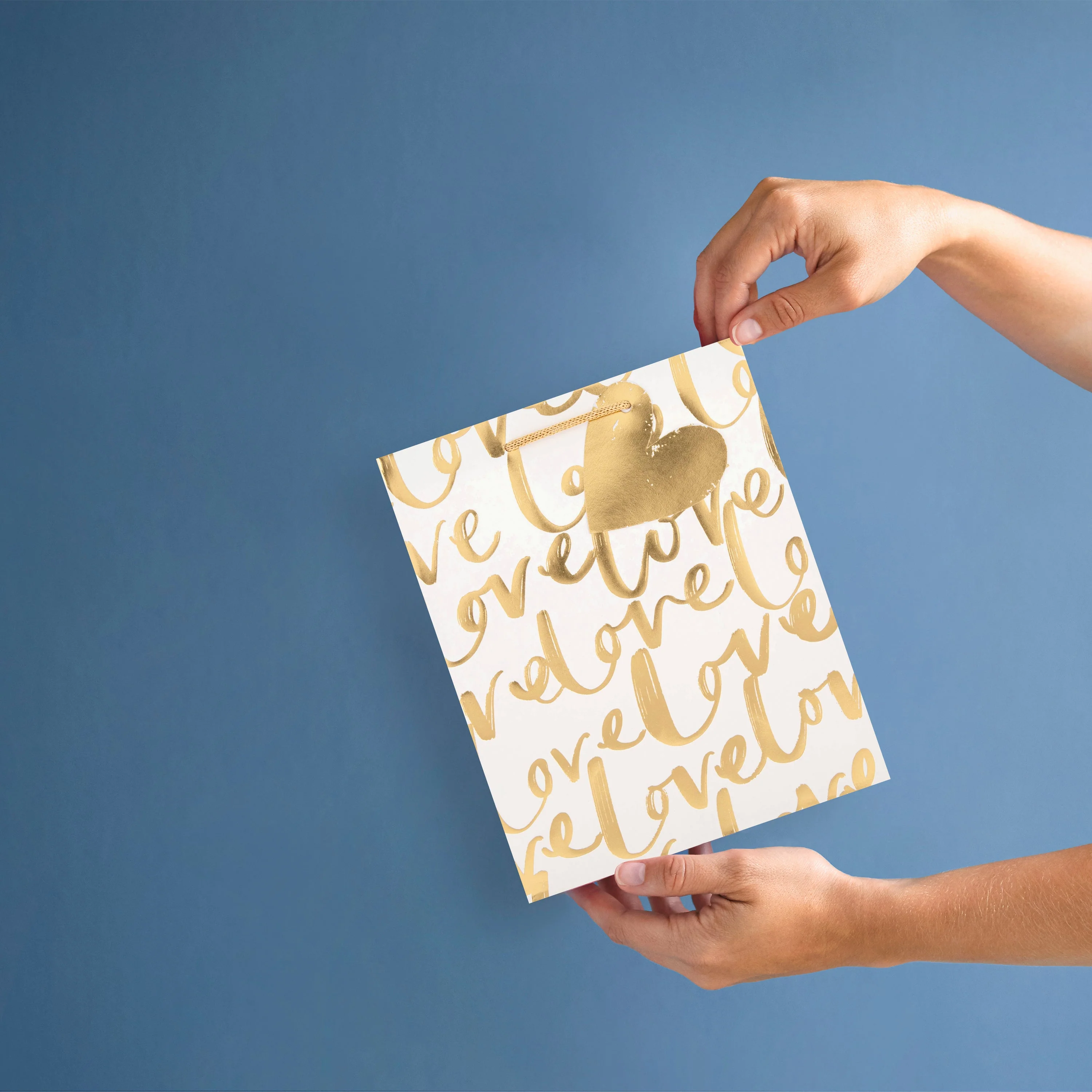 Medium Gift Bag - Gold 'Love' Text Design - Image 2