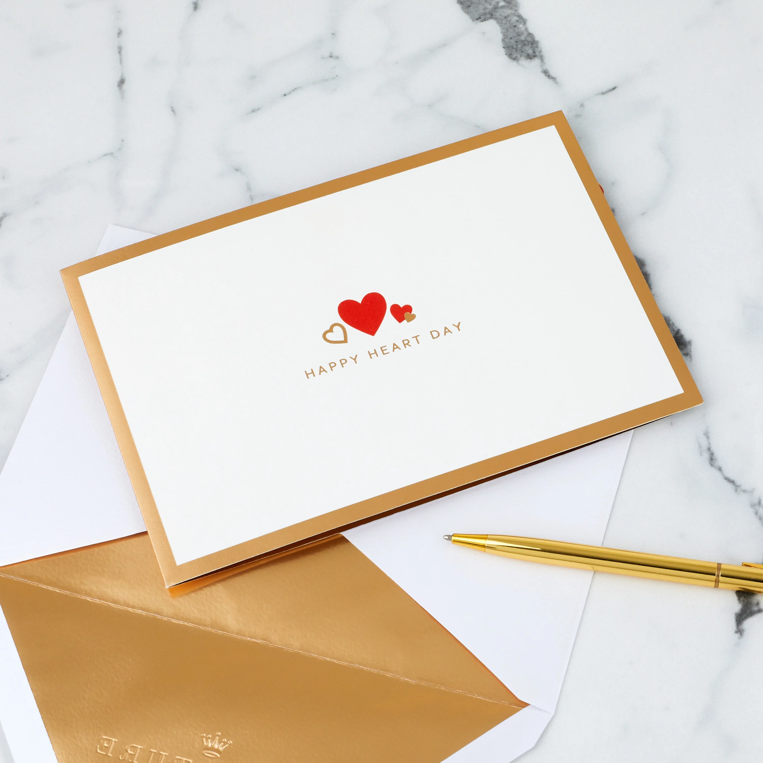 Paper Wonder Valentine's Day Card - 3D Heart Display Design - Image 7