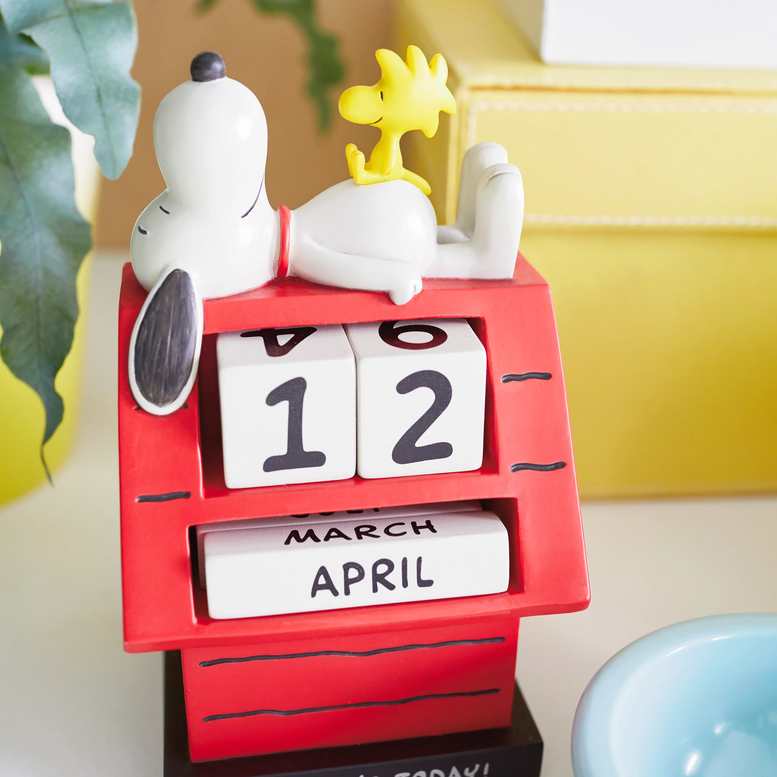PEANUTS™ SNOOPY & WOODSTOCK Perpetual Doghouse Calendar - Image 7