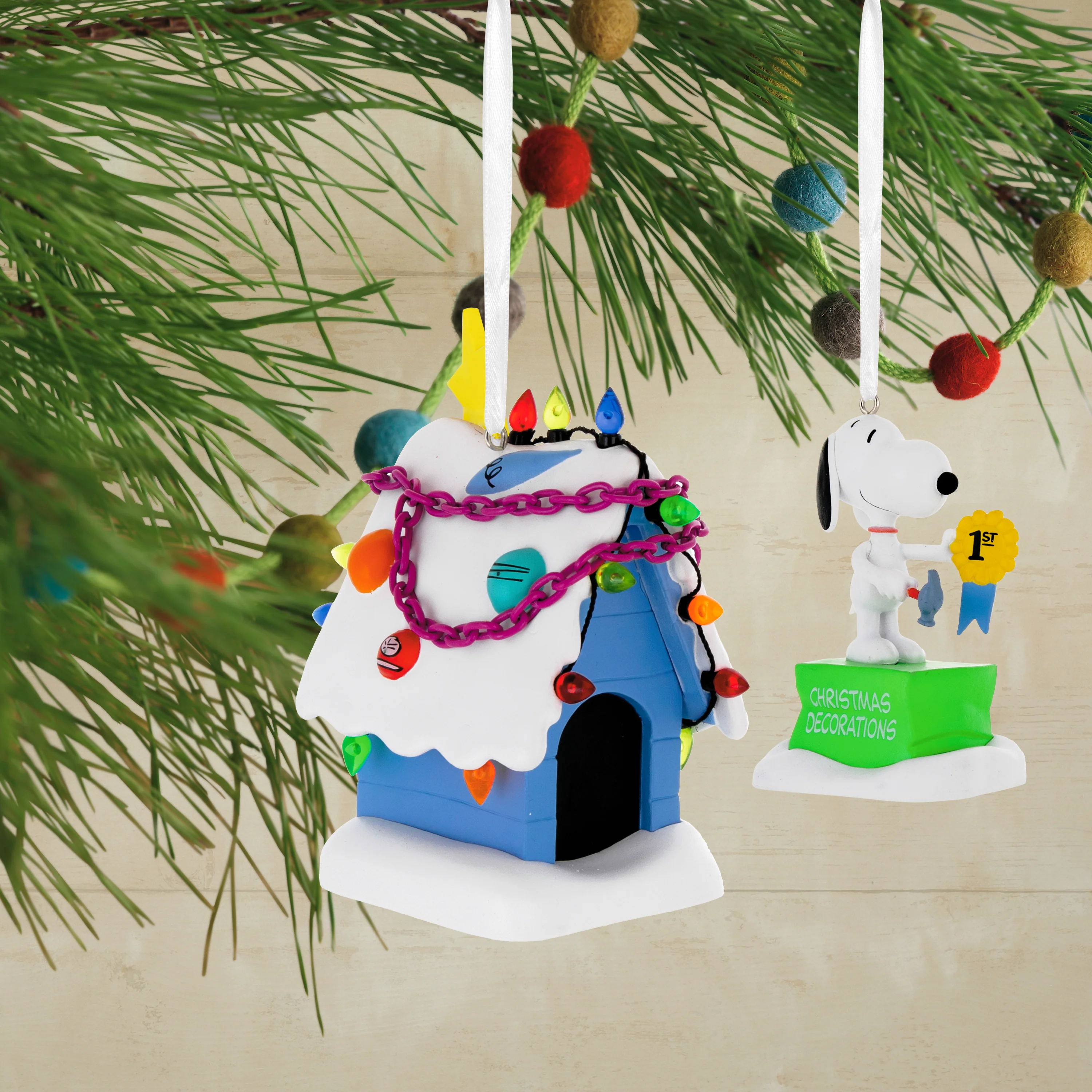 Storied Moments PEANUTS™ Ornaments - Set of 2 - SNOOPY & Doghouse - Image 5
